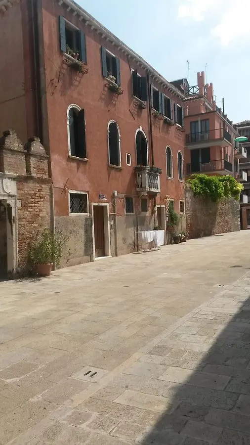 Locanda Ca' Del Brocchi Venice 2*,  Italy