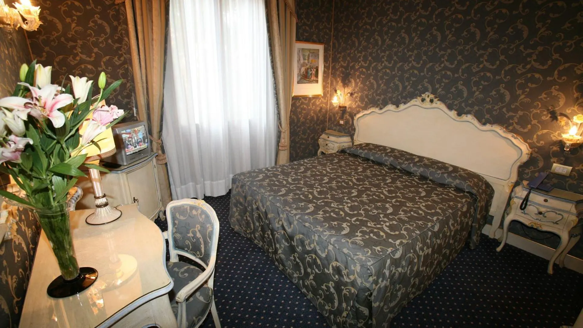 Locanda Ca' Del Brocchi Venice 2*,  Italy
